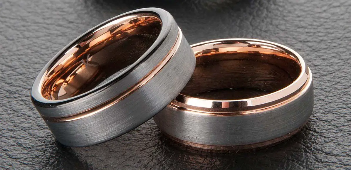 Why You Must Buy Men’s Wedding Bands Made of Precious Metals?